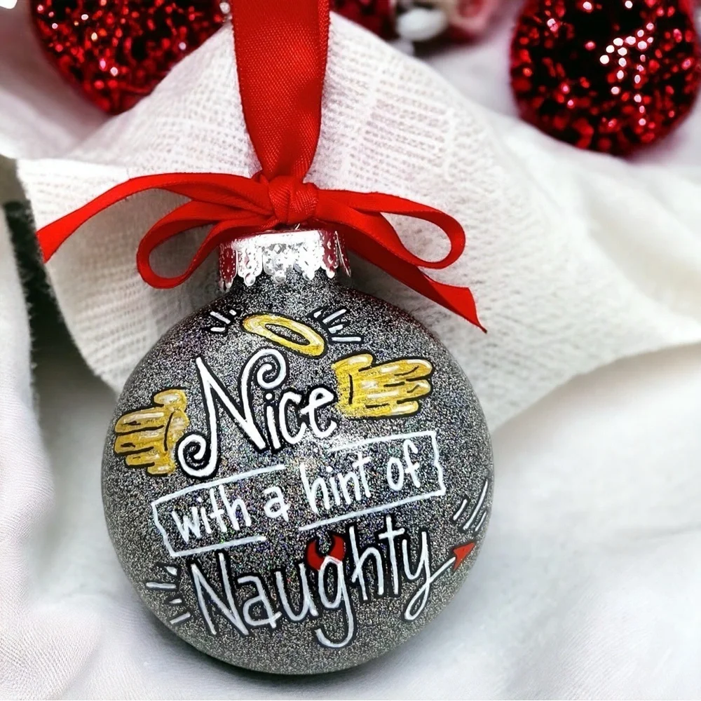 Christmas Ornament: 